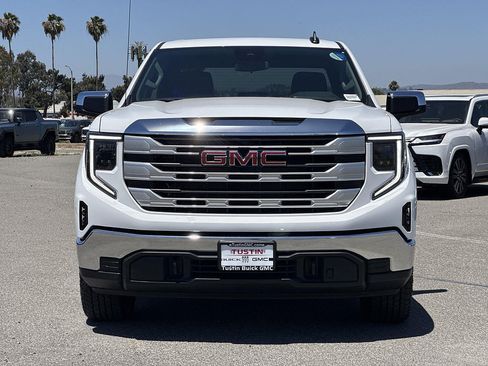 New 2026 GMC Sierra 1500 SLE AWD/4WD image 2