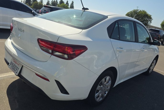 Used 2022 Kia Rio S FWD image 2