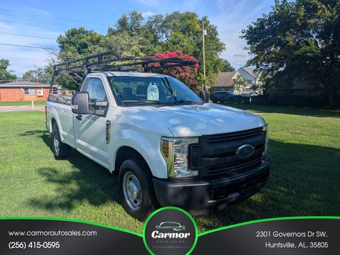 Used 2018 Ford F250 XL w/ Power Equipment Group RWD image 2