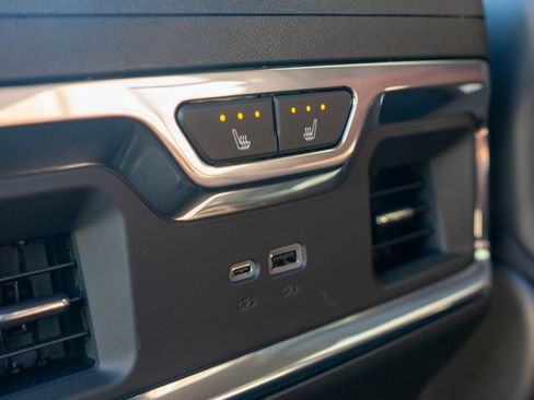 New 2026 GMC Sierra 1500 Denali Ultimate image 15