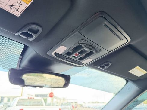 Used 2026 Honda Pilot Black Edition image 33