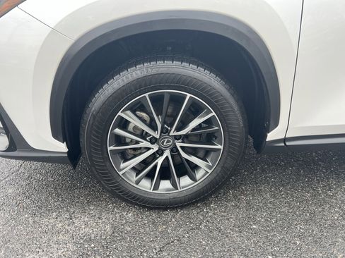 Used 2025 Lexus NX 350h AWD w/ Premium Package image 12