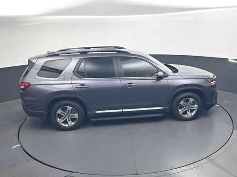 Certified 2025 Honda Pilot EX-L image 38