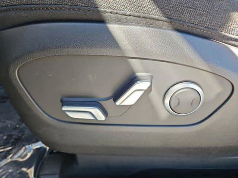 New 2026 Hyundai Ioniq 9 S image 17