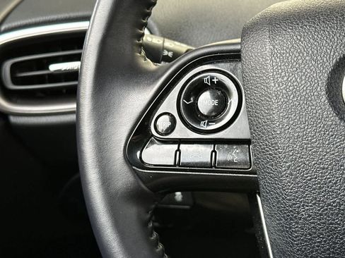 Used 2022 Toyota Prius Prime LE image 26