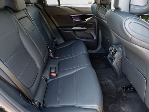 New 2026 Mercedes-Benz GLC 300 4MATIC image 18