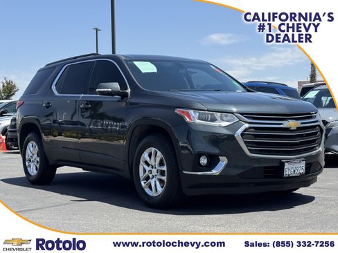 Used 2019 Chevrolet Traverse LT FWD image 1