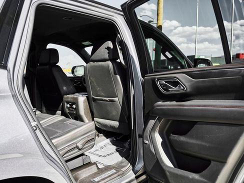 Used 2021 Chevrolet Tahoe RST AWD/4WD image 11