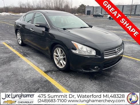 Used 2010 Nissan Maxima 3.5 SV w/ Premium Pkg image 2