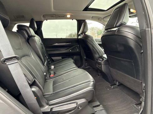 Used 2022 INFINITI QX60 Sensory w/ Cargo Package image 20