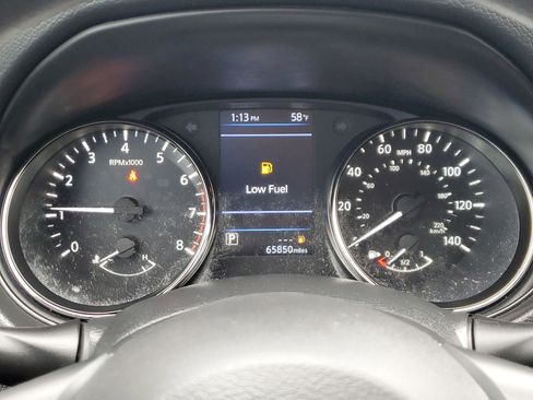 Used 2021 Nissan Rogue Sport S image 24