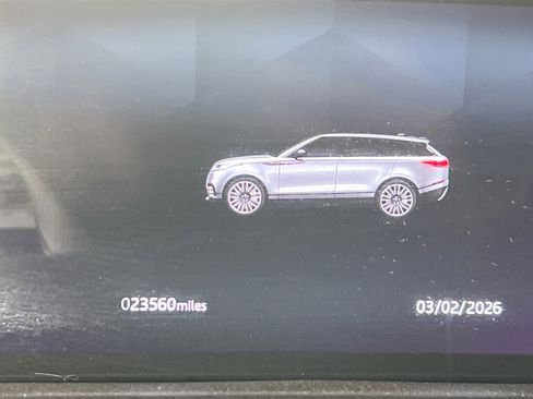 Used 2021 Land Rover Range Rover Velar R-Dynamic S image 12