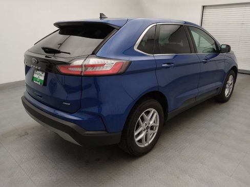 Used 2023 Ford Edge SEL image 9