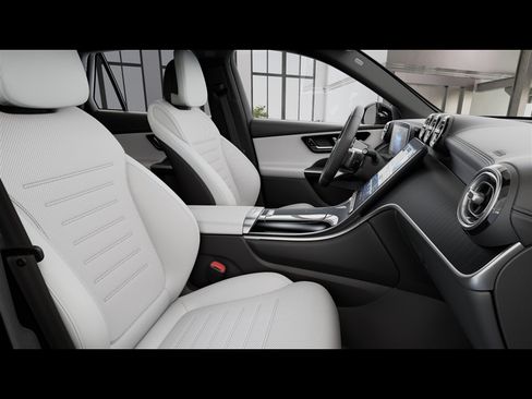 Certified 2026 Mercedes-Benz GLC 300 4MATIC image 39