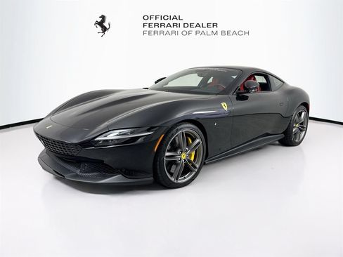 Certified 2022 Ferrari Roma RWD image 3