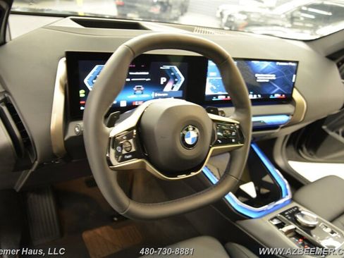 Used 2025 BMW X3 xDrive30i w/ Premium Package image 28