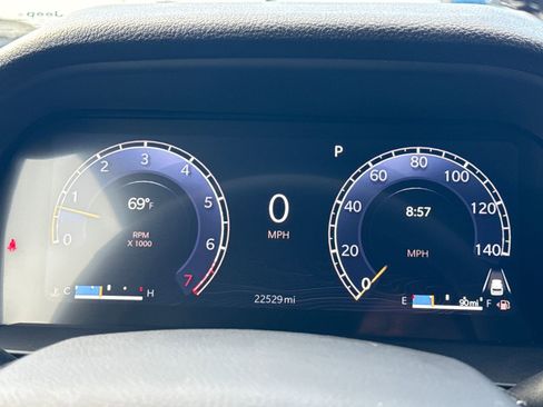 Used 2024 Jeep Grand Cherokee L Altitude AWD/4WD image 19