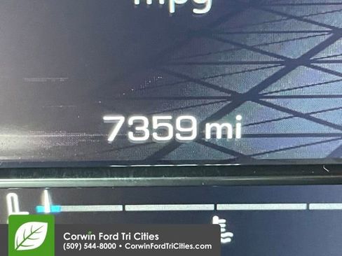 Used 2025 GMC Sierra 1500 Elevation image 4