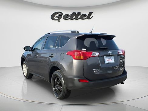 Used 2015 Toyota RAV4 LE FWD image 7