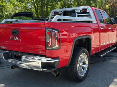 Used 2018 GMC Sierra 1500 SLT w/ SLT Premium Package AWD/4WD image 3