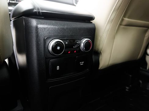 Used 2023 Ford Explorer Limited w/ Equipment Group 301A AWD/4WD image 22