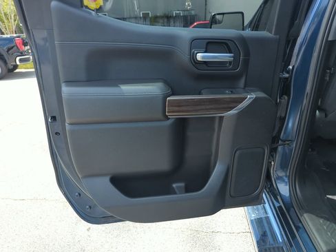 Used 2020 Chevrolet Silverado 1500 RST w/ All-Star Edition AWD/4WD image 26
