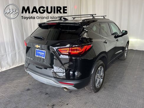 Used 2023 Chevrolet Blazer LT AWD/4WD image 31