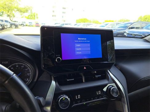 Used 2024 Toyota Venza LE image 19