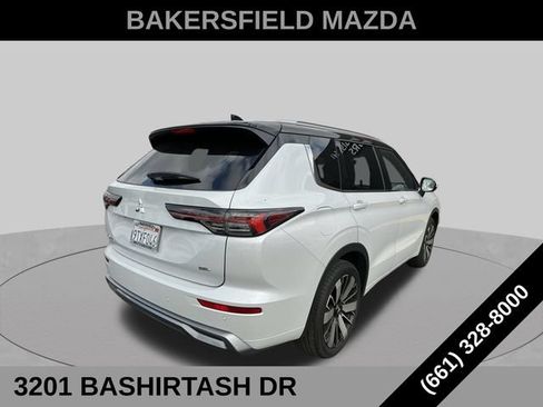Used 2025 Mitsubishi Outlander SEL FWD image 5