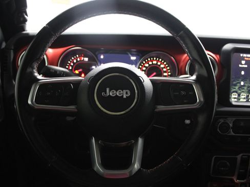 Used 2020 Jeep Gladiator Rubicon AWD/4WD image 30