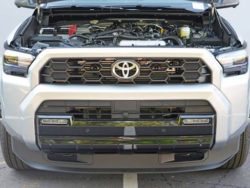 Used 2026 Toyota 4Runner TRD Sport Premium AWD/4WD image 8