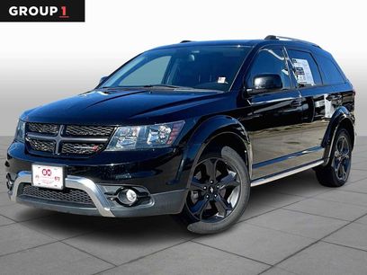 Used 2019 Dodge Journey Crossroad w/ Nav & Sun Group