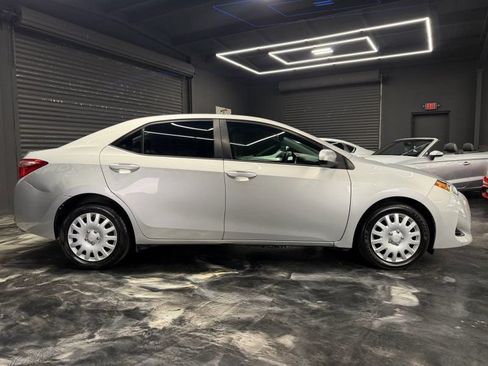 Used 2019 Toyota Corolla LE FWD image 4