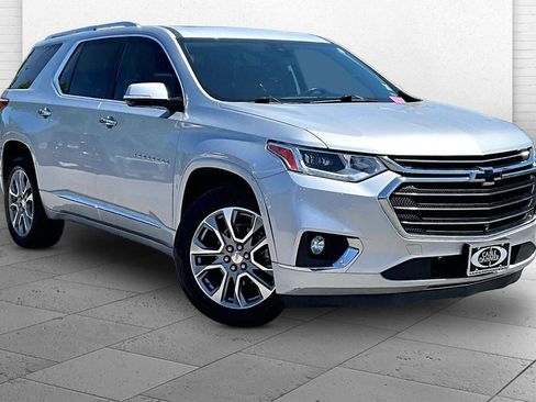 Used 2021 Chevrolet Traverse Premier AWD/4WD image 1