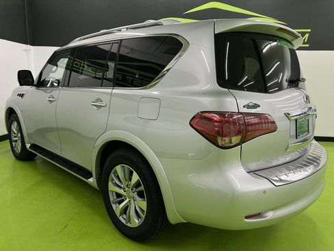 Used 2017 INFINITI QX80 4WD w/ Driver Assistance Package image 7