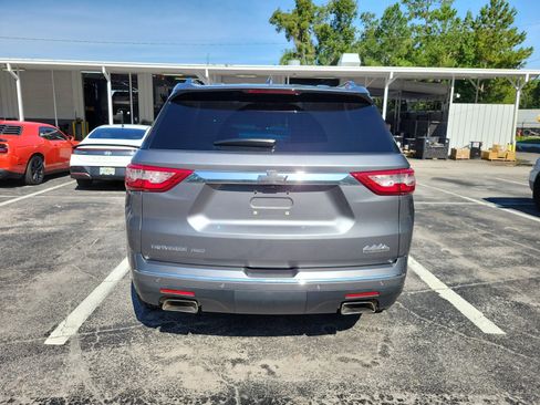 Used 2018 Chevrolet Traverse High Country AWD/4WD image 4