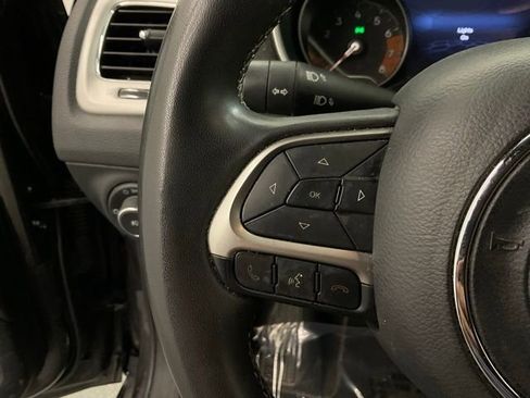 Used 2021 Jeep Compass Latitude AWD/4WD image 12