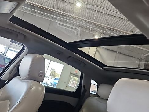 Used 2014 Cadillac SRX Performance image 29