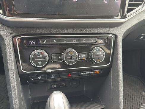 Used 2019 Volkswagen Atlas SEL Premium image 20