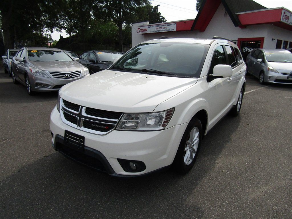 Used 2014 Dodge Journey SXT w/ Quick Order Package 22C FWD image 1