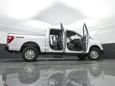 Used 2021 Ford F150 XL w/ Trailer Tow Package image 45