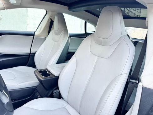 Used 2013 Tesla Model S image 11