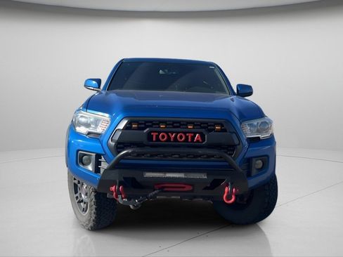 Used 2017 Toyota Tacoma TRD Off-Road AWD/4WD image 17