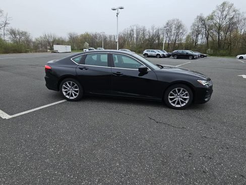 Used 2023 Acura TLX image 4
