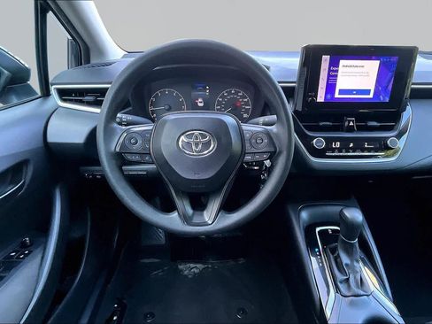 Certified 2025 Toyota Corolla LE FWD image 6