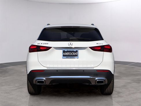 New 2026 Mercedes-Benz GLA 250 4MATIC image 6