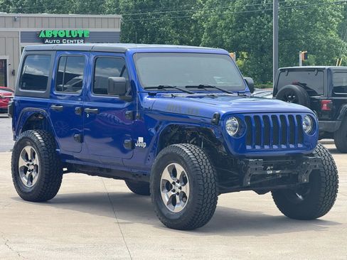 Used 2018 Jeep Wrangler Unlimited Sport AWD/4WD image 10