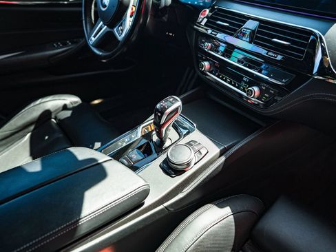 Used 2022 BMW M5 w/ Executive Package AWD/4WD image 16