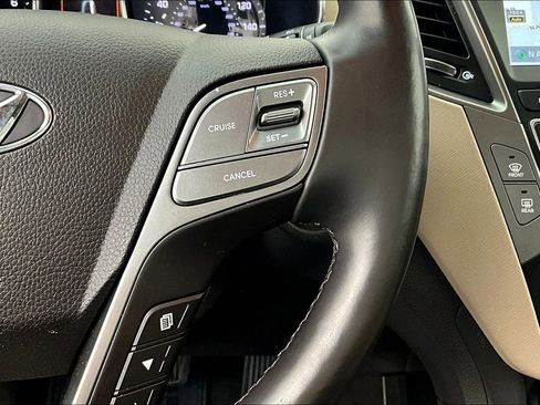 Used 2017 Hyundai Santa Fe Sport image 26