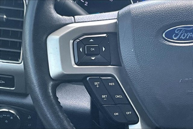 Certified 2022 Ford F350 Lariat w/ Tremor Off-Road Package AWD/4WD image 19